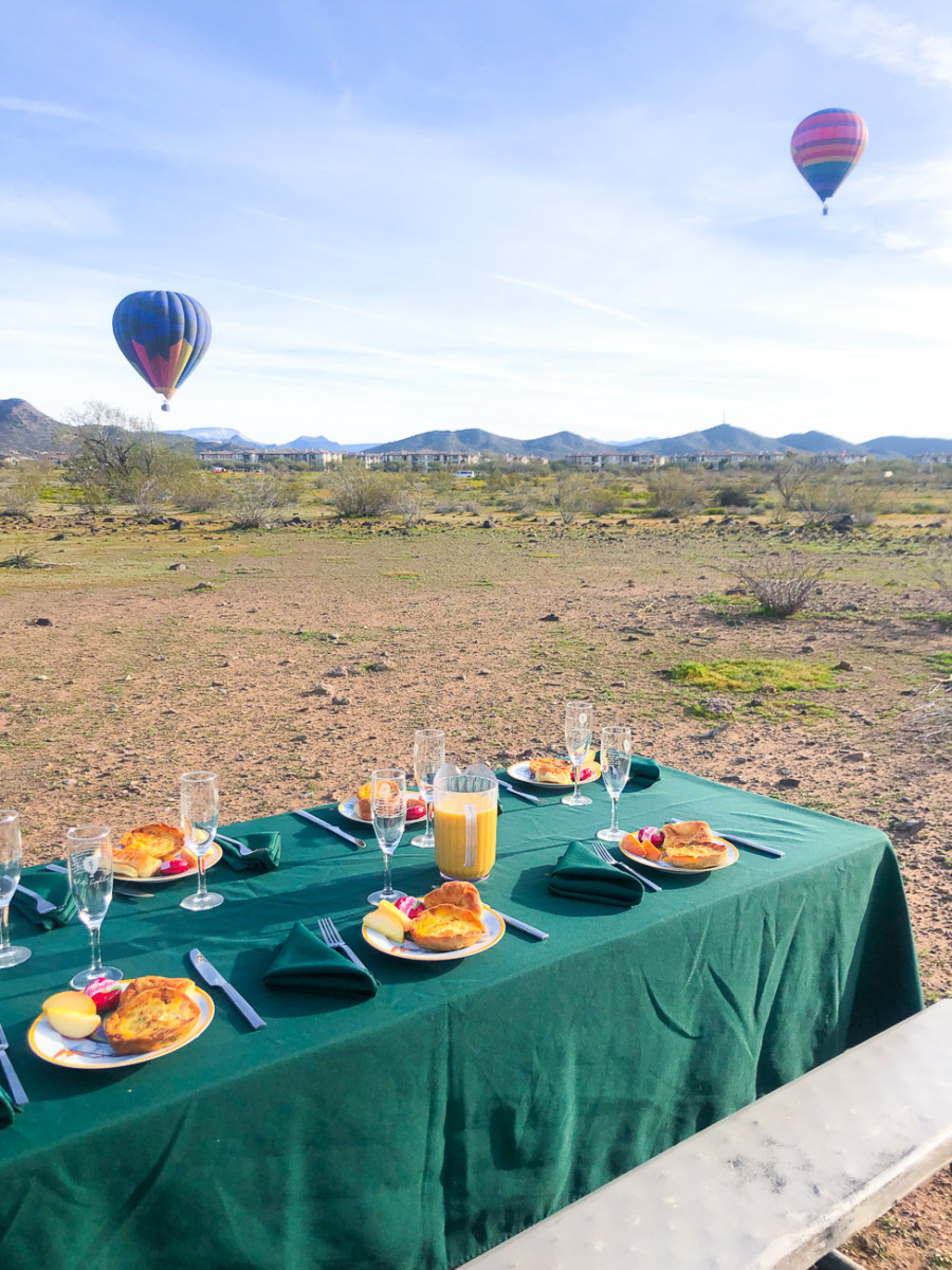 An Unforgettable Hot Air Balloon Ride in Phoenix with Hot Air Expeditions | Cobalt Chronicles | Houston Travel Blogger